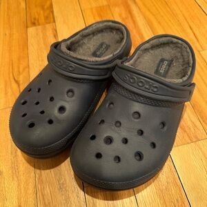 Lined Children’s Crocs Size j3 Gently Used
